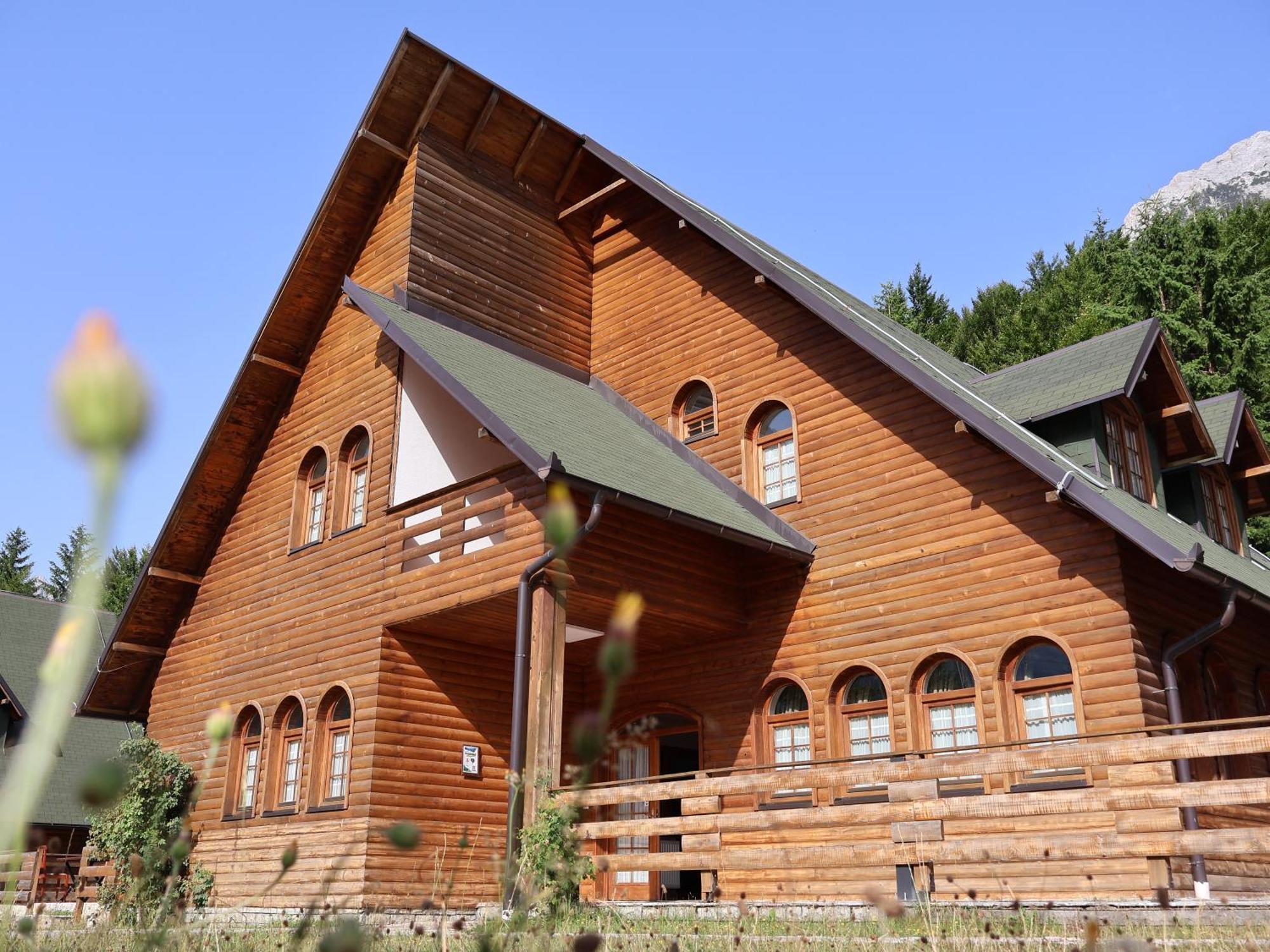 Mik Hotel Valbona Exterior foto